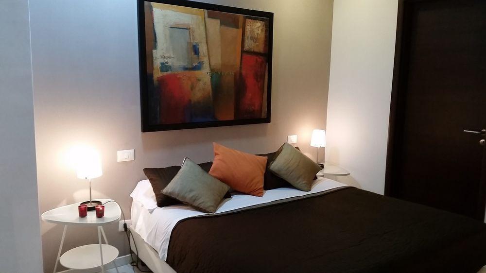 Monti First Hotel Rome Bagian luar foto