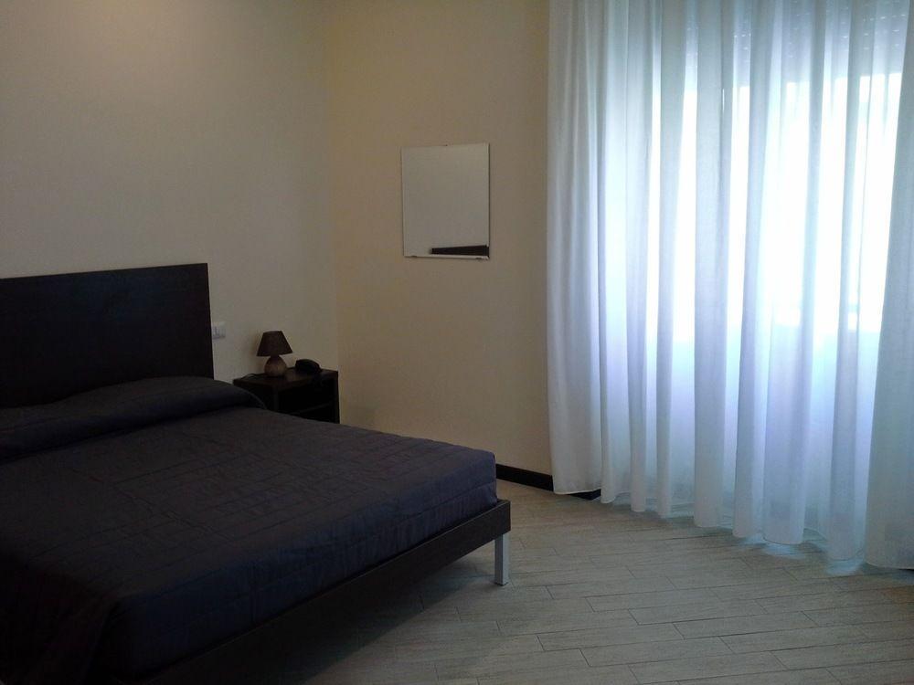 Monti First Hotel Rome Bagian luar foto