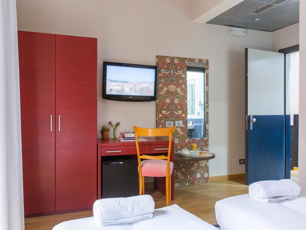 Monti First Hotel Rome Bagian luar foto