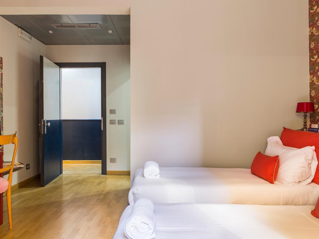 Monti First Hotel Rome Bagian luar foto