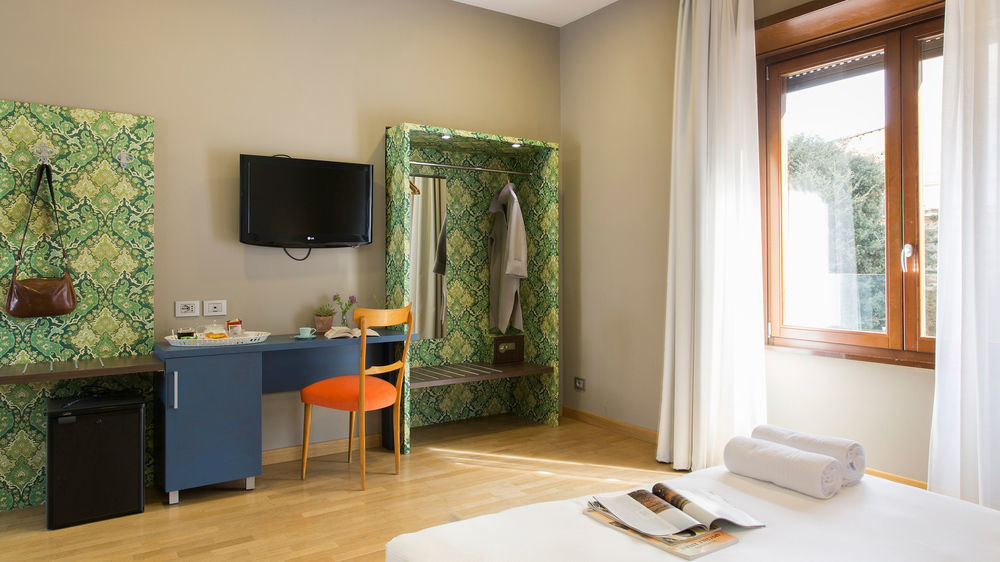 Monti First Hotel Rome Bagian luar foto