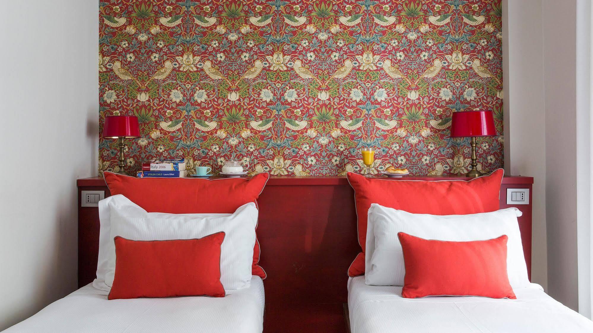 Monti First Hotel Rome Bagian luar foto